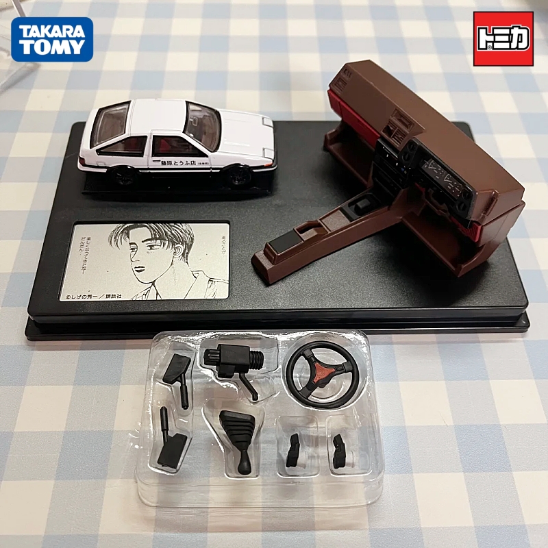 Model Kit Ae86 - タカラトミー トミカ 頭文字D 藤原拓海 AE86 カーモデル