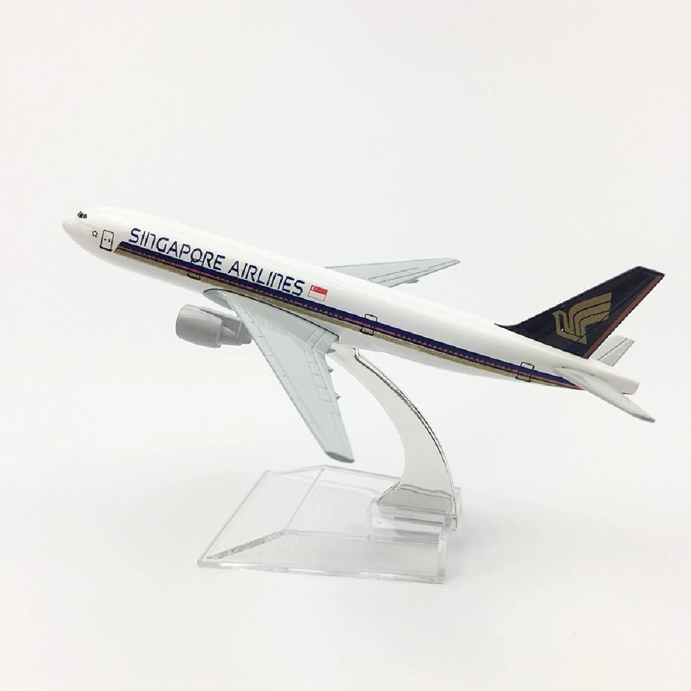 Model Kit Singapore - 16cm B777 シンガポール航空 メタル 1/400スケール 飛行機模型