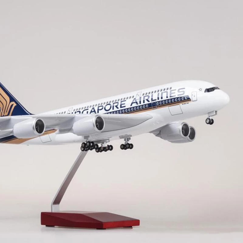 Model Kit Singapore - ディスプレイエアバス A380 シンガポール航空 47 センチメートル樹脂飛行機モデル飛行機構築キットホイールサンドライト付きギフトを収集
