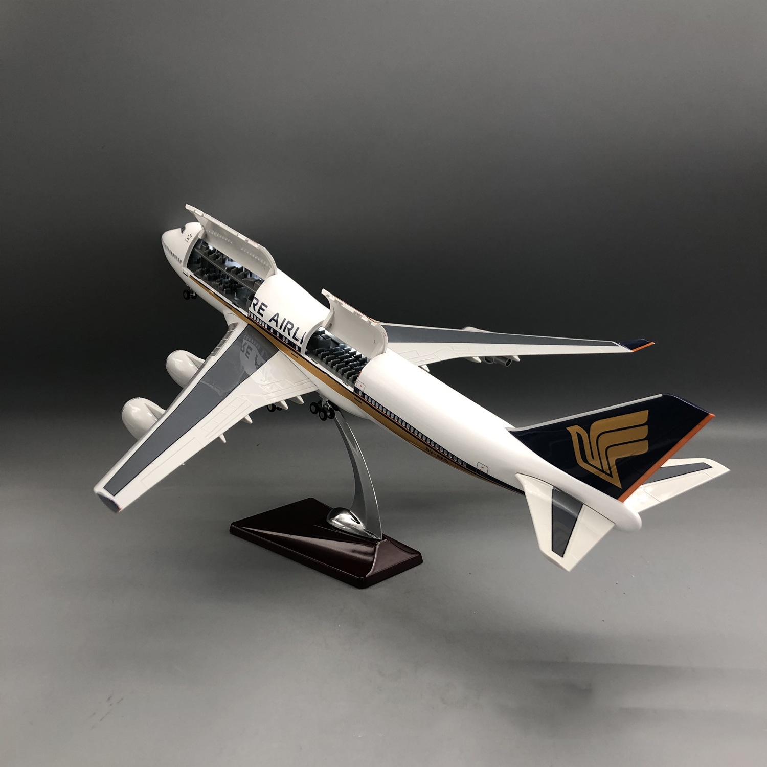 47 センチメートルダイキャスト 1:160 スケール飛行機 - Model Kit Singapore のレビューと価格