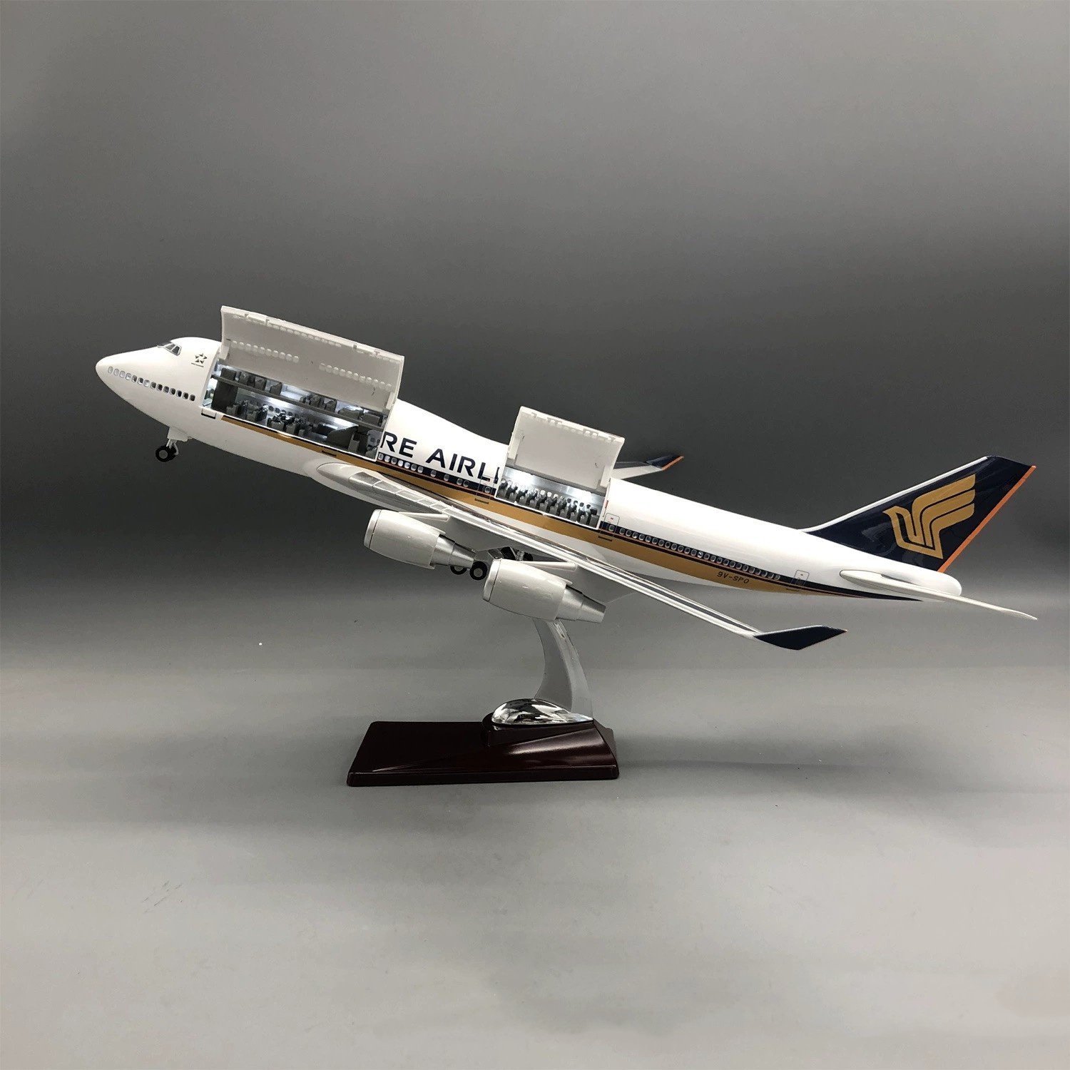 47 センチメートルダイキャスト 1:160 スケール飛行機 - Model Kit Singapore のレビューと価格