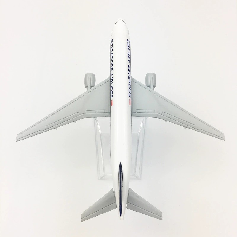 16cm B777 シンガポール航空 メタル 1/400スケ - Model Kit Singapore のレビューと価格