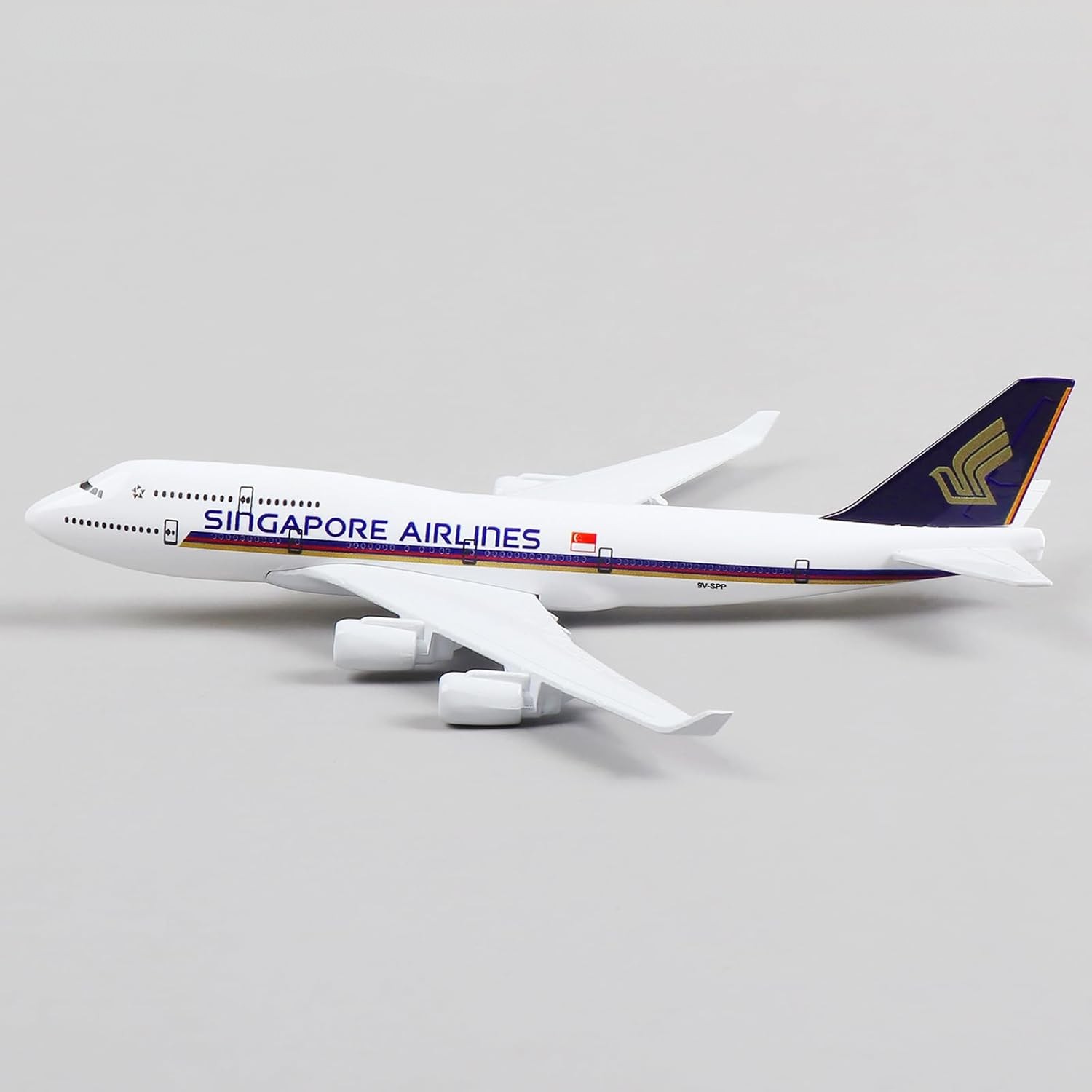16cm 1/400スケール シンガポールB747ダイキャス - Model Kit Singapore のレビューと価格