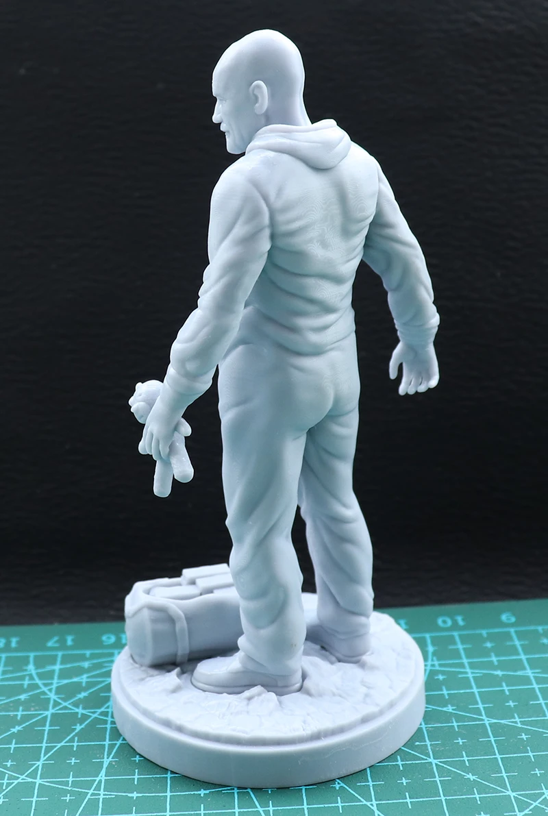 ブレイクバッドマン樹脂キット,塗装されていない,色なし,1/ - Model Kit Ixchel のレビューと価格
